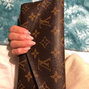 Louis Vuitton Josephine wallet